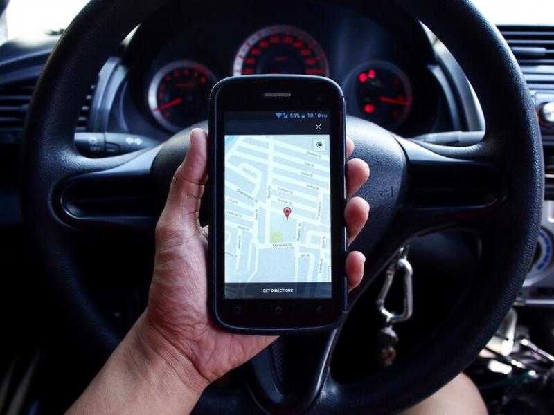 Monitoramento de Carros por GPS: Solução Eficiente Monitoramento de Carros por GPS: Solução Eficiente
